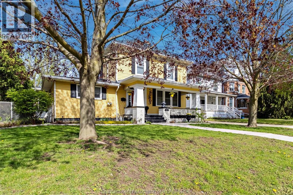 335 Wellington STREET West, Chatham