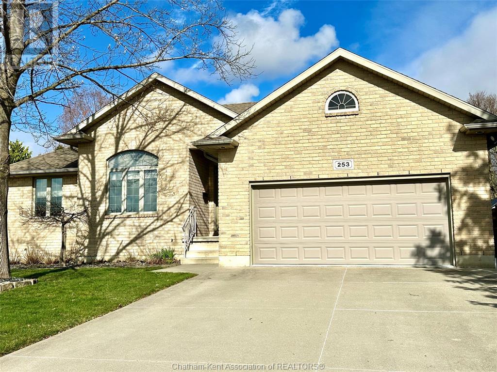 253 Cecile AVENUE, Chatham