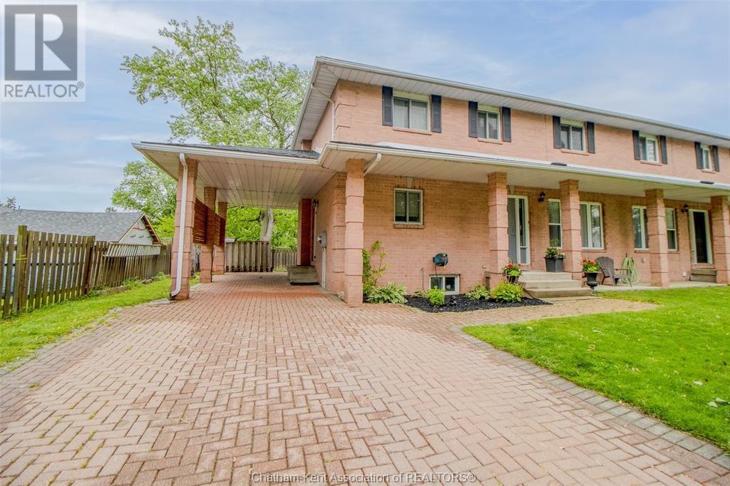 73 Oriole PARKWAY UnitNo. 1, Chatham