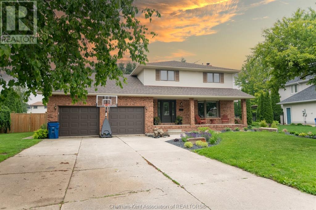 168 MOUNT PLEASANT CRESCENT, Wallaceburg