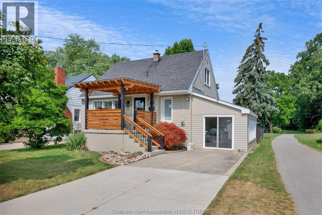 83 Kerr AVENUE, Chatham