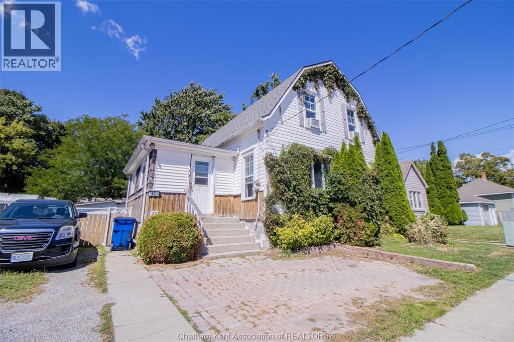 63 Spencer AVENUE, Chatham