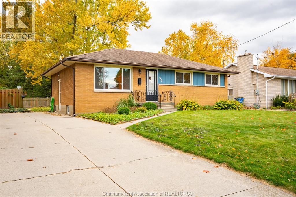 52 JULIETTE AVENUE, Chatham