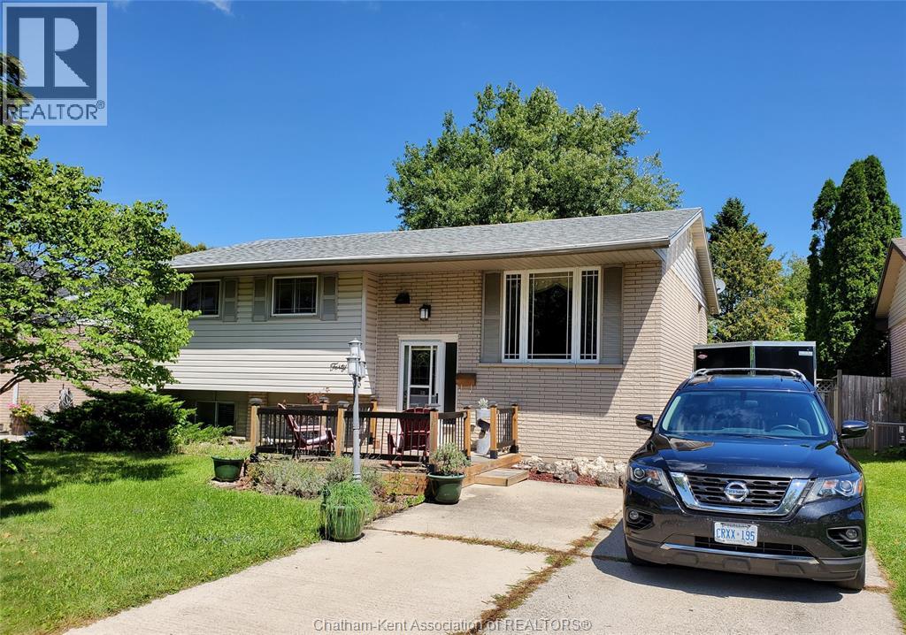 40 Thornhill CRESCENT, Chatham