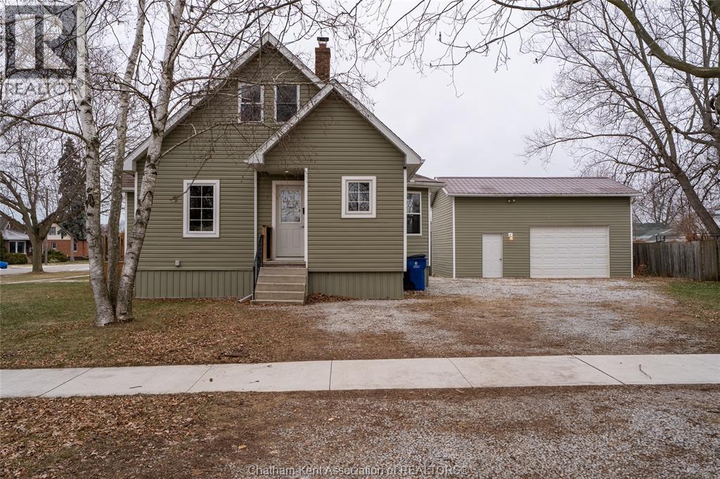 104 BRANDER AVENUE, Wallaceburg