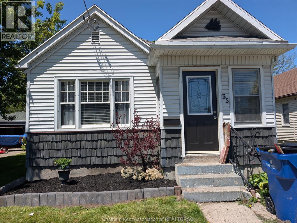 35 Alexandra AVENUE, Chatham