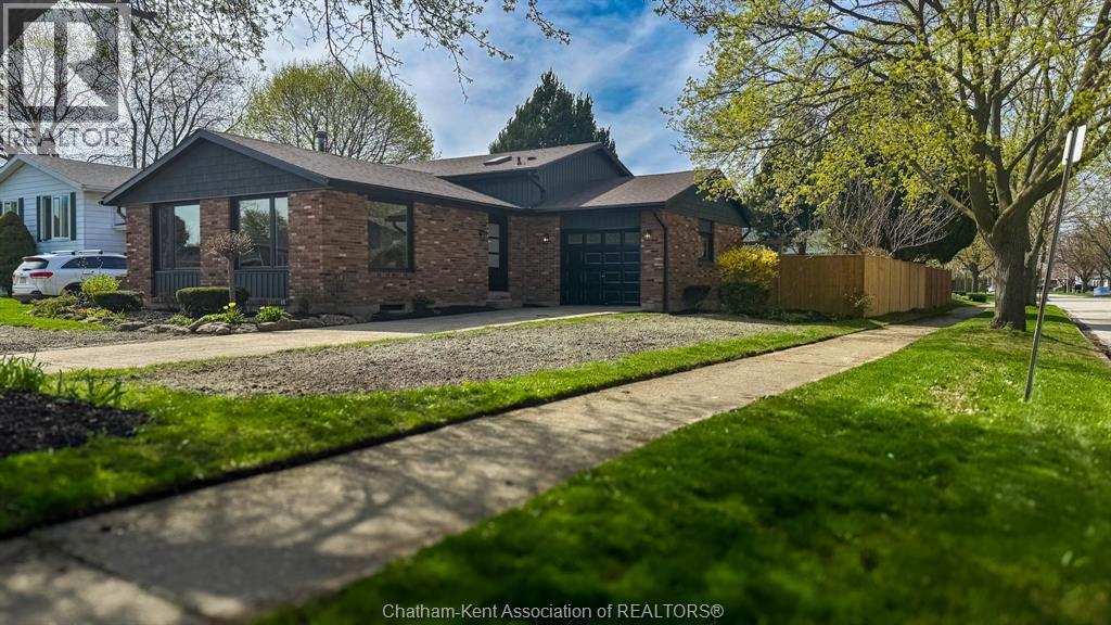 3 Academy CRESCENT, Chatham