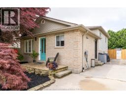 8 Hampton Court, MLS 26014369