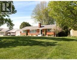 114 Faubert DRIVE - 2