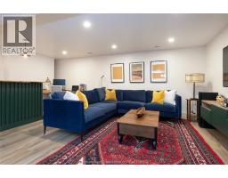 114 Faubert DRIVE - 27