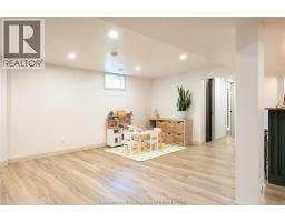 114 Faubert DRIVE - 33
