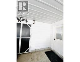 622 Sandra CRESCENT - 41