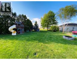 622 Sandra CRESCENT - 6
