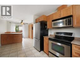 67 Azar AVENUE - 19