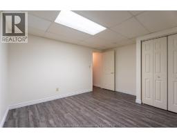 8 MCINTOSH AVENUE - 30
