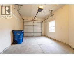 8 MCINTOSH AVENUE - 38