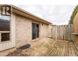 8 MCINTOSH AVENUE - 43
