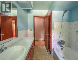 157 Little STREET South - 20