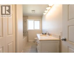 238 DAVIES STREET East - 27