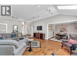 8 CHRISTINA PLACE - 15