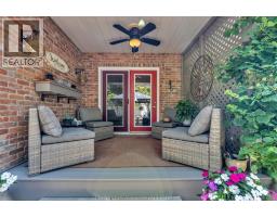 8 CHRISTINA PLACE - 48