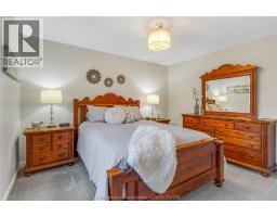 26-21 EARL DRIVE - 18
