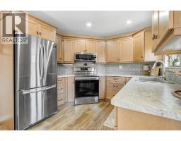 26-21 EARL DRIVE - 8