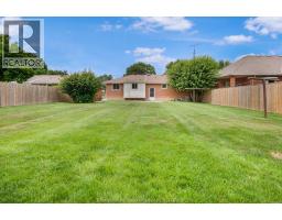 66 HOLLAND AVENUE - 32