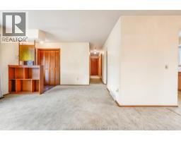 66 HOLLAND AVENUE - 9