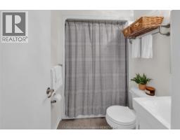 119 Burton AVENUE - 25