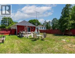 252 Wellington STREET East - 20