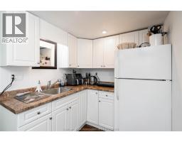 39 Chippewa DRIVE - 26