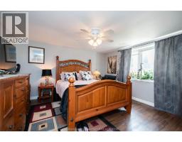 39 Chippewa DRIVE - 30
