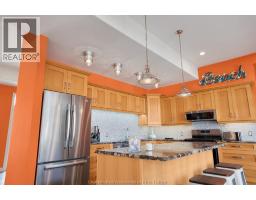 1228 Mariners ROAD - 10