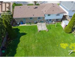 22 PEMBROKE CRESCENT - 44