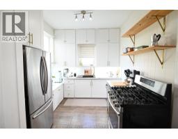 17 Cunningham AVENUE - 11