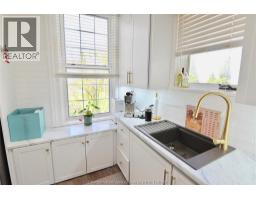 17 Cunningham AVENUE - 13