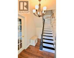 17 Cunningham AVENUE - 6