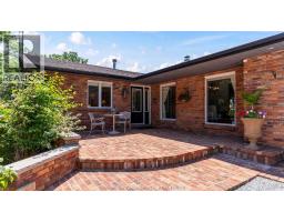 7678 TALBOT TRAIL West - 2