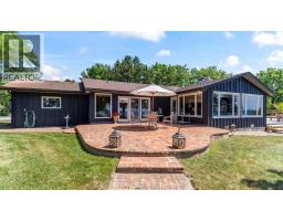 7678 TALBOT TRAIL West - 42