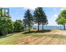 7678 TALBOT TRAIL West - 45