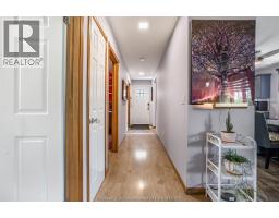 222 Catherine STREET - 14