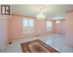8 Regal PLACE - 4