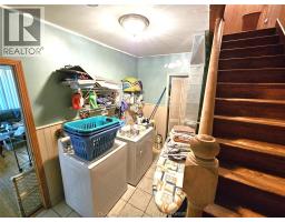 418 Gillard STREET - 12