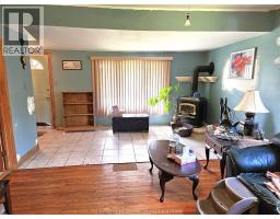 418 Gillard STREET - 4