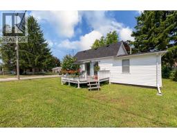 461 Selkirk STREET - 35