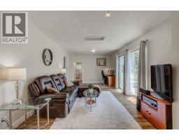 461 Selkirk STREET - 7
