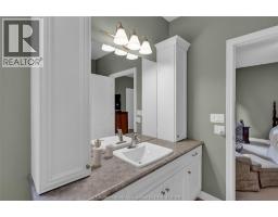 48 Veranda COURT - 29