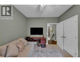48 Veranda COURT - 32