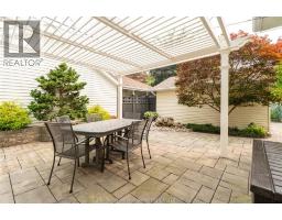 15 Ellwood AVENUE - 48